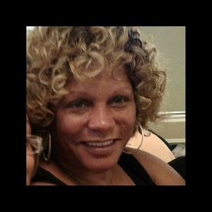 Meet your Posher, Senora